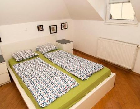 Grand Park Rooms Podgorica Esterno foto